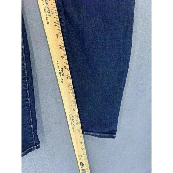 Torrid Jegging Jeans Womens 22R Super Soft High Rise 3 Button Medium Wash Denim - Picture 10 of 11